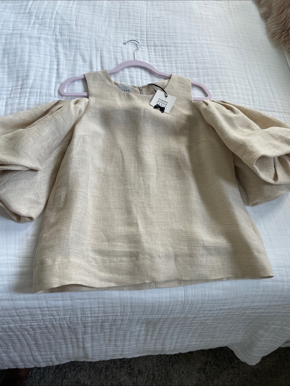 Cold Shoulder Puff Sleeve Linen top by French designer Edward Achour Paris